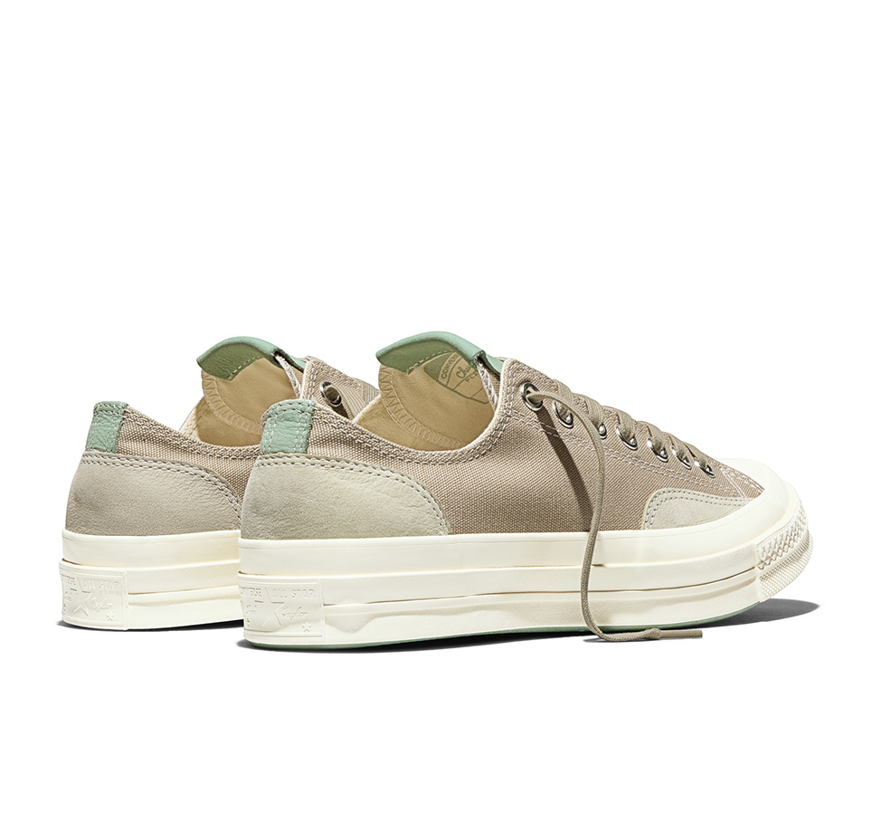 Chuck 70 Stars