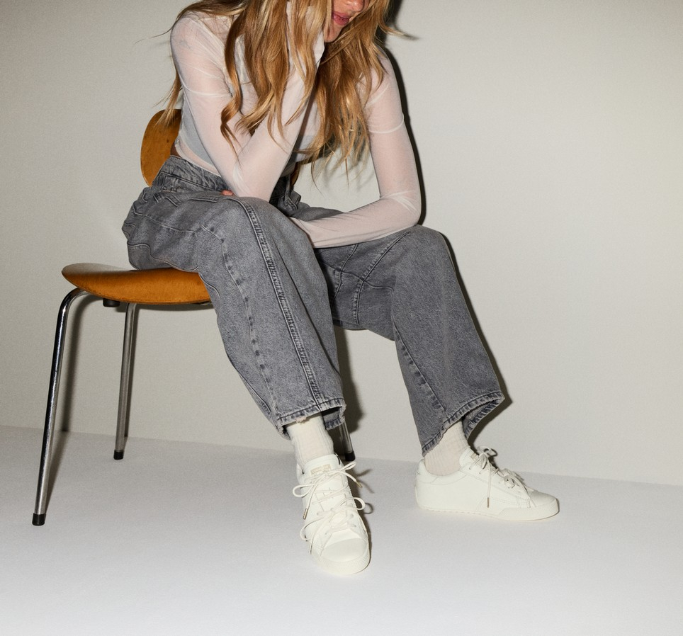 Chuck Taylor Lo