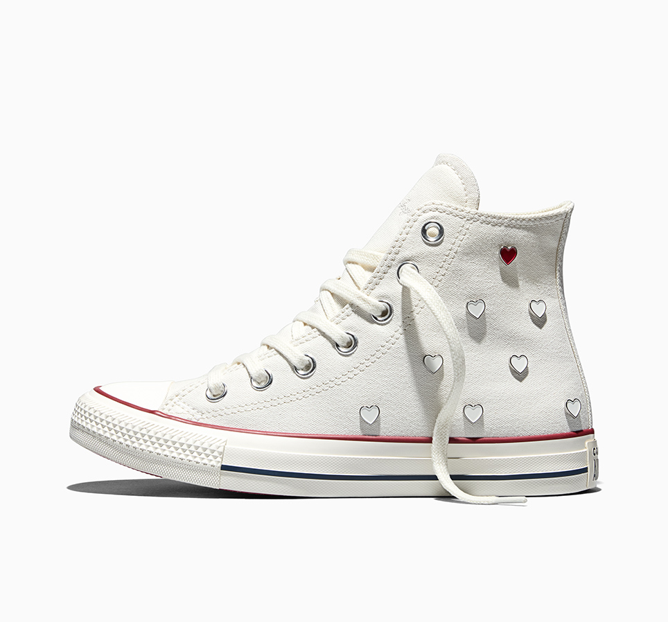 Chuck Taylor All Star Hearts