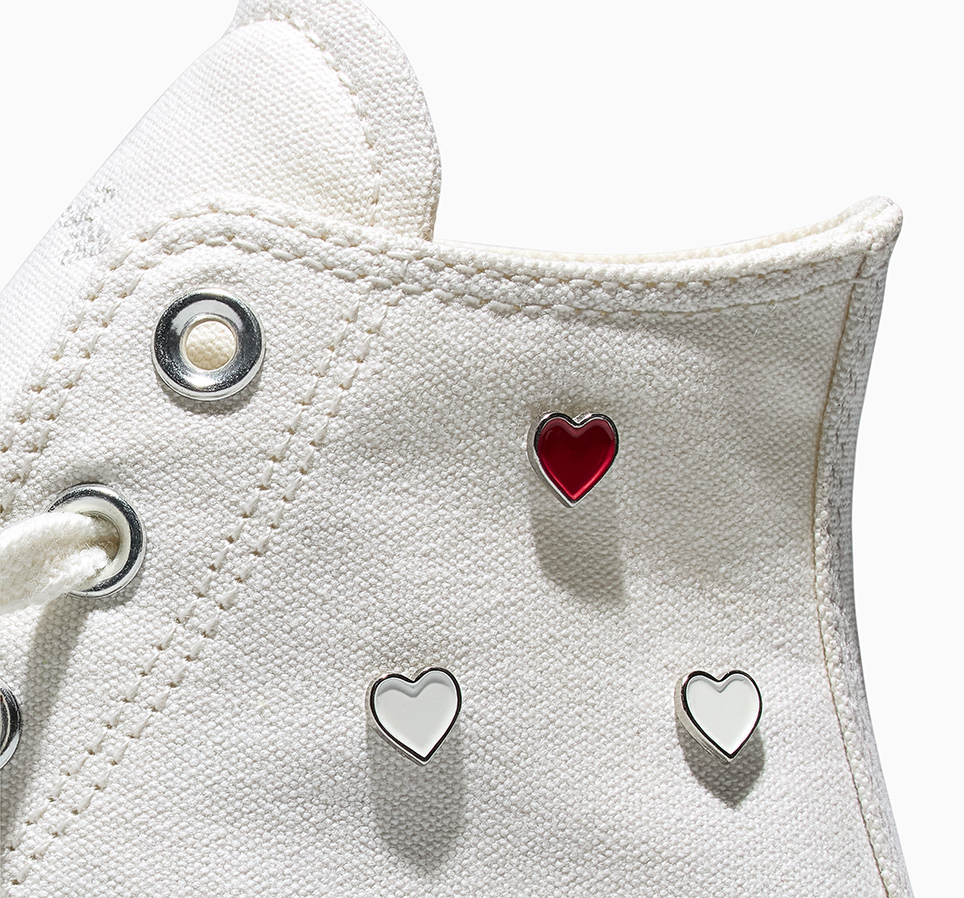 Chuck Taylor All Star Hearts