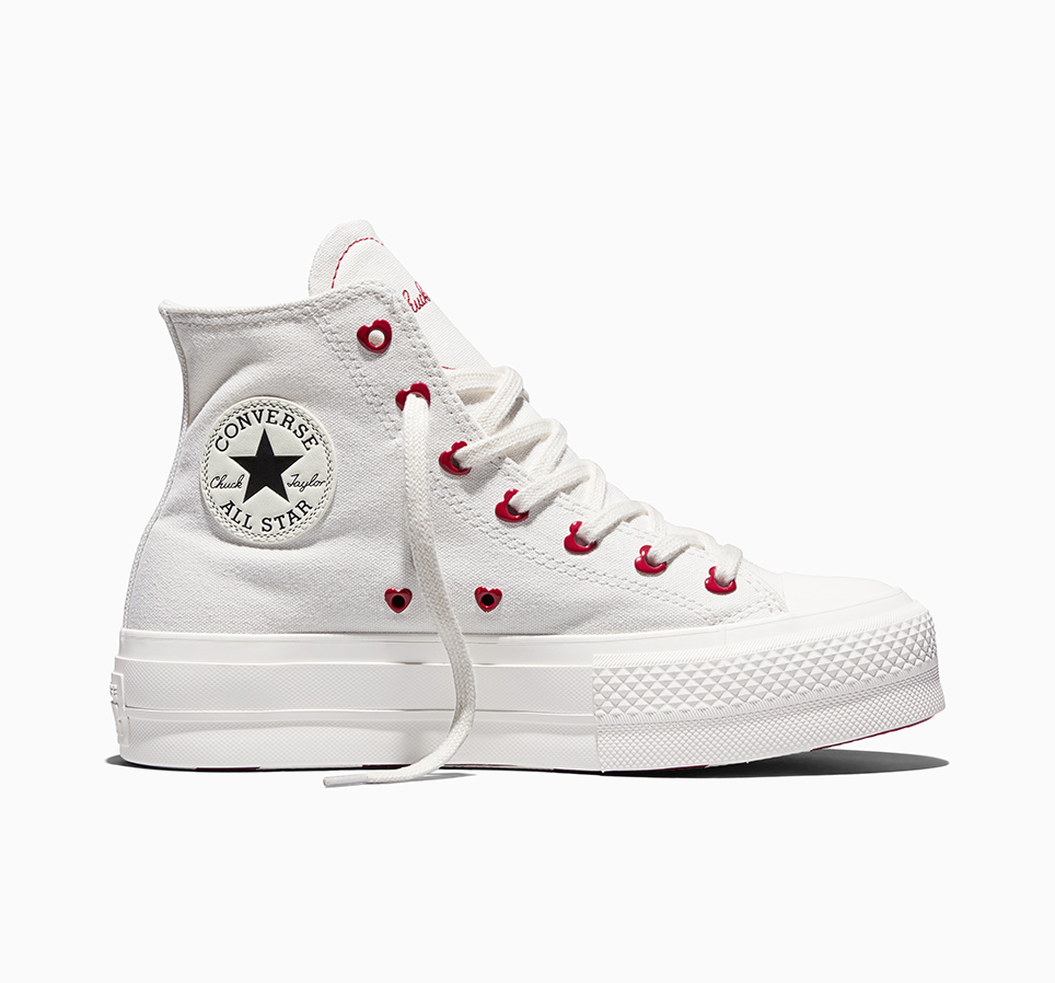 Chuck Taylor All Star Lift Platform Hearts