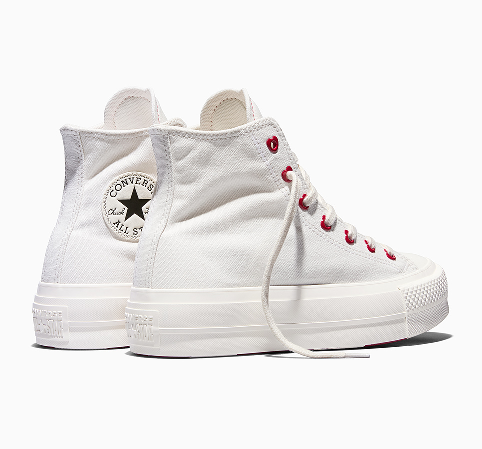 Chuck Taylor All Star Lift Platform Hearts