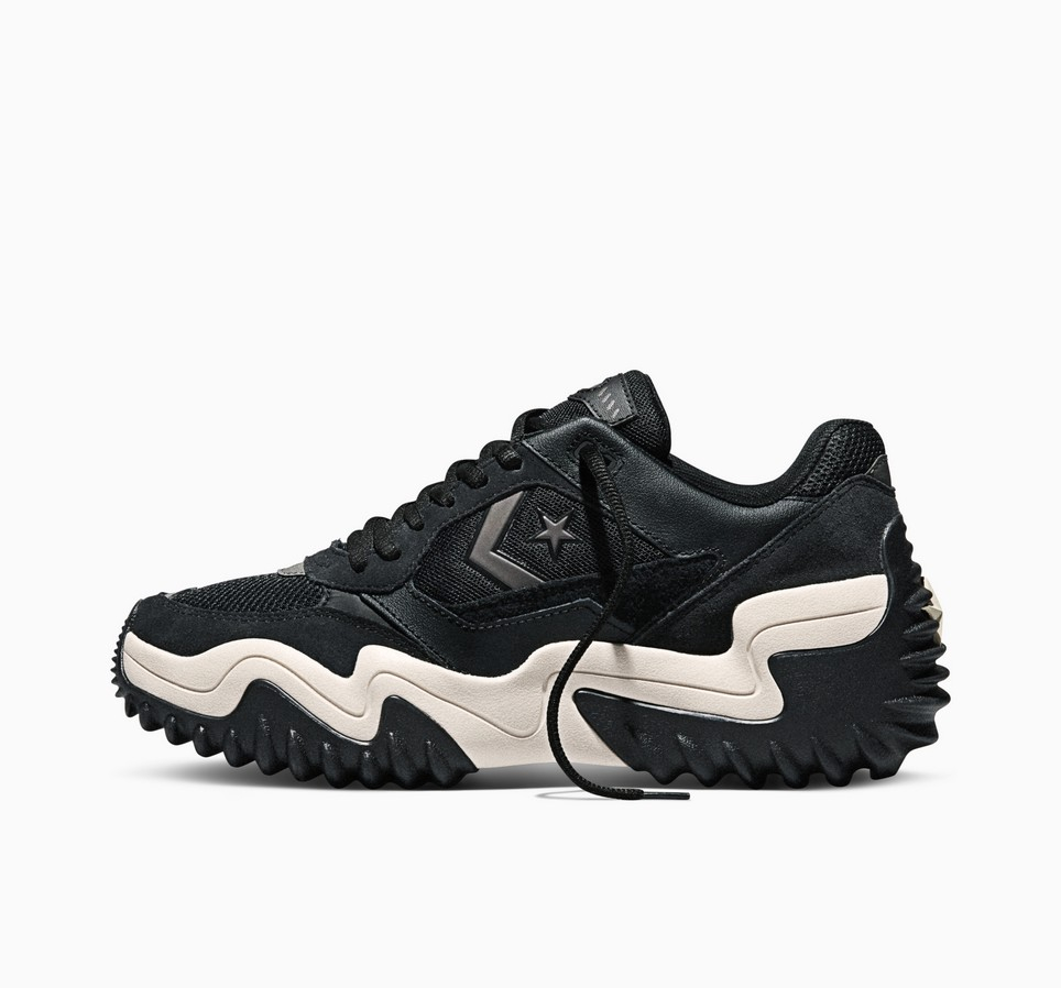 Converse Wave Motion Trainer