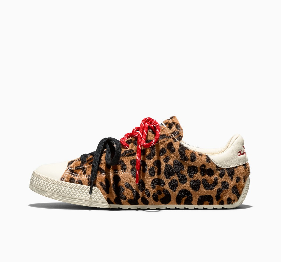 Chuck Taylor Lo