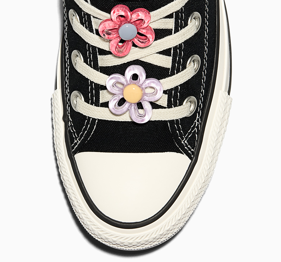 Chuck Taylor All Star Floral Charms