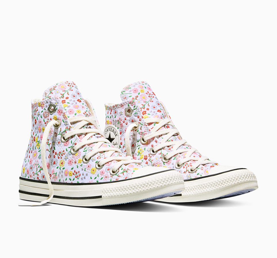 Chuck Taylor All Star Floral Accent