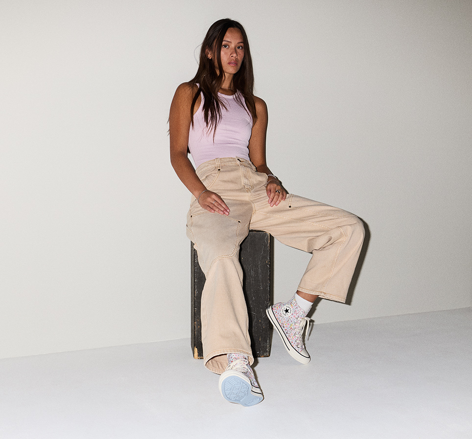 Chuck Taylor All Star Floral Accent