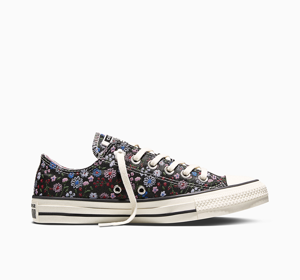 Chuck Taylor All Star Floral Accents