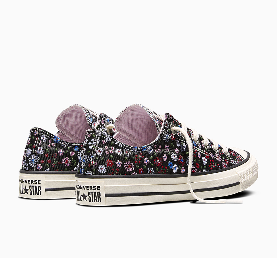 Chuck Taylor All Star Floral Accents