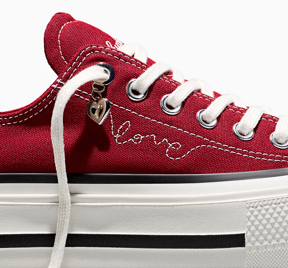 Chuck Taylor All Star Lift Double Stack Platform Hearts