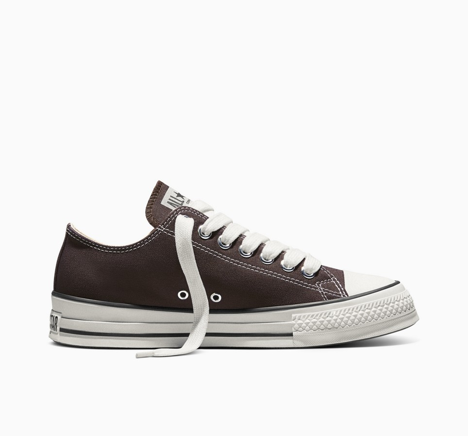 Chuck Taylor Throwback
