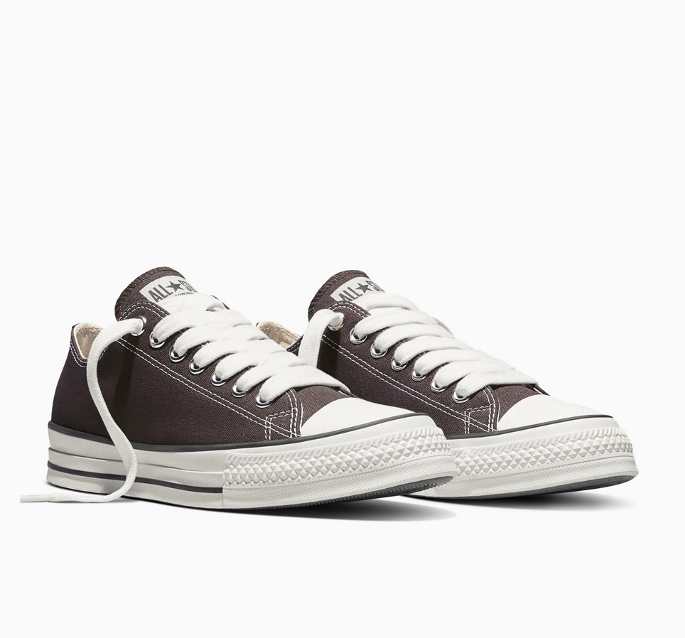 Chuck Taylor Throwback