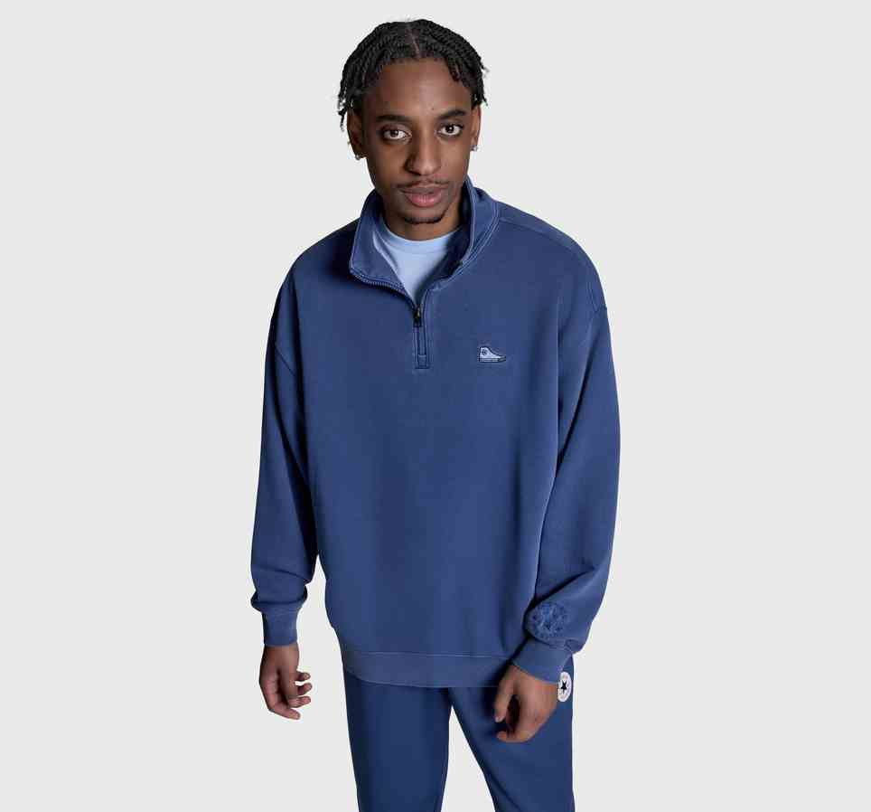 Loose-Fit Sneaker Patch Half-Zip
