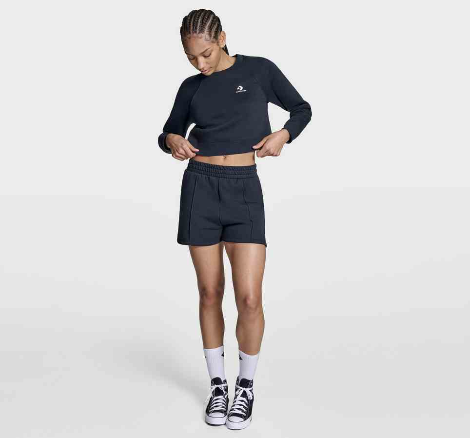 Star Chevron Cropped Crew Neck