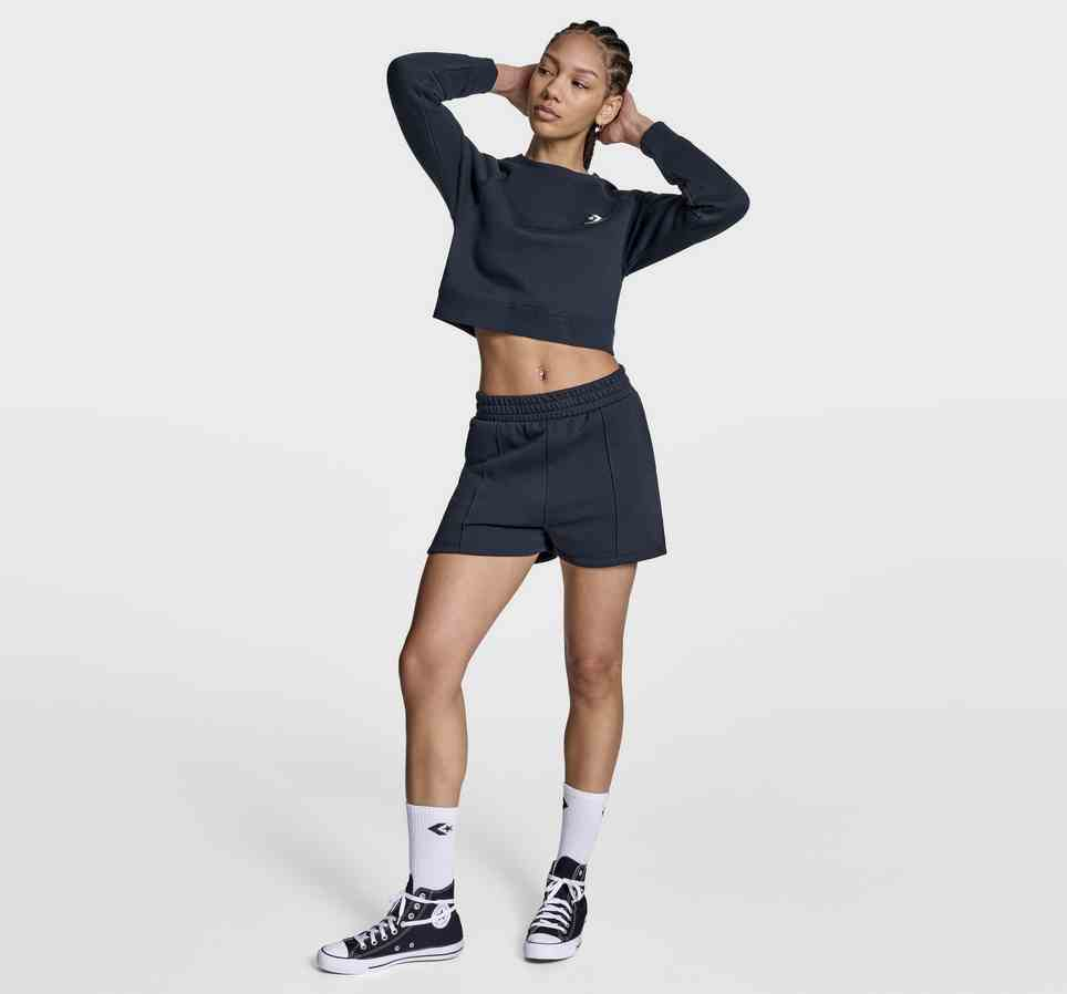 Star Chevron Cropped Crew Neck