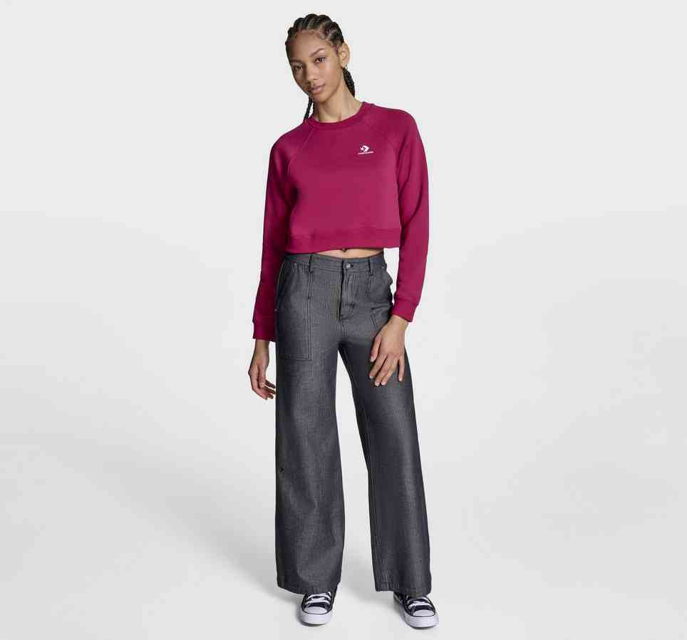 Star Chevron Cropped Crew Neck