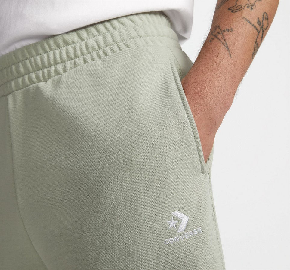 Converse Go-To Embroidered Star Chevron Standard-Fit Fleece Short
