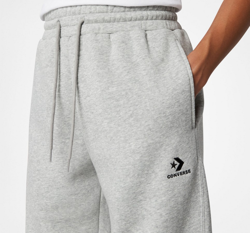 Converse Go-To Embroidered Star Chevron Standard-Fit Fleece Sweatpant