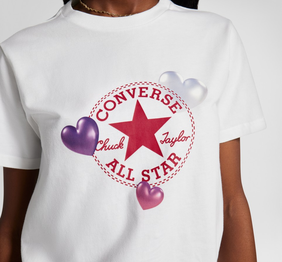 Y2K Heart Slim Fit T-Shirt