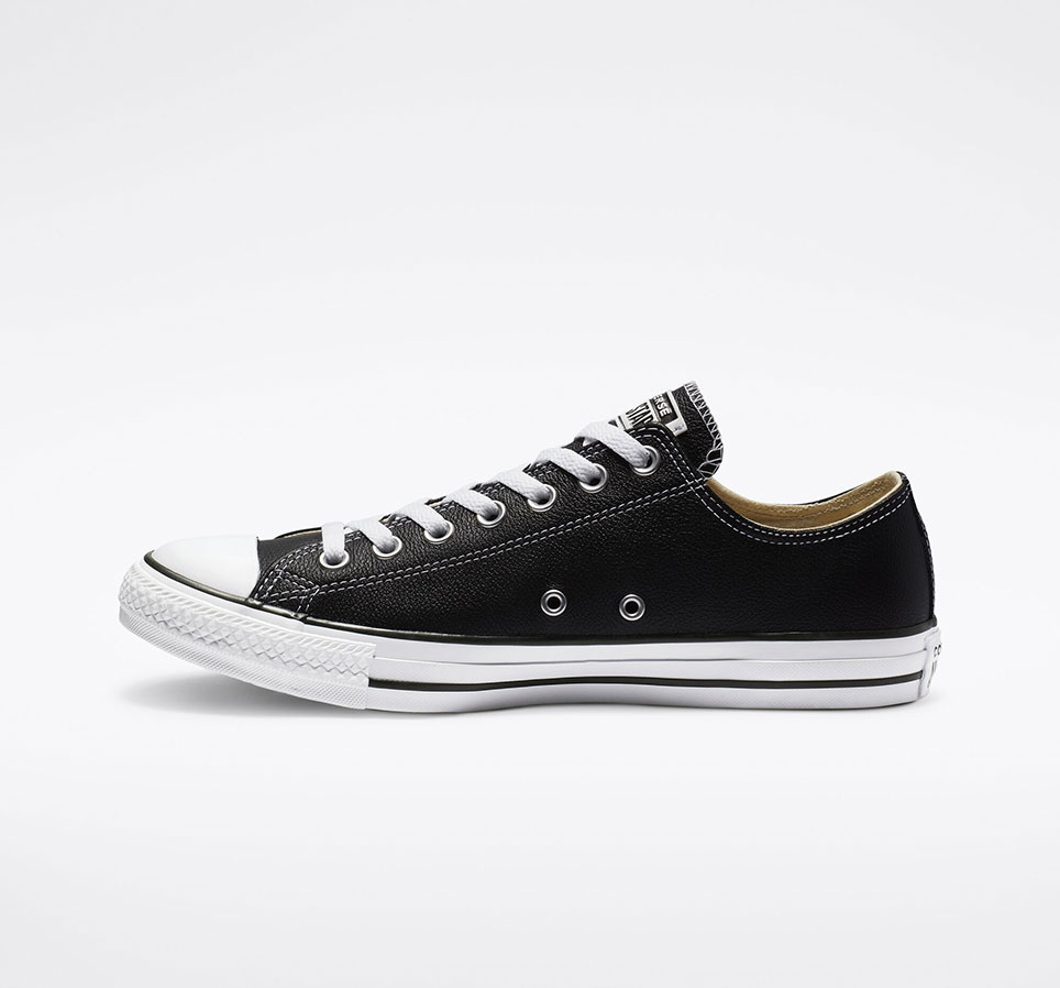 Chuck Taylor All Star Leather