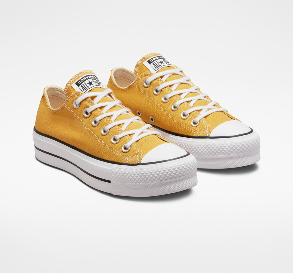 Chuck Taylor All Star Lift Platform Seasonal Color