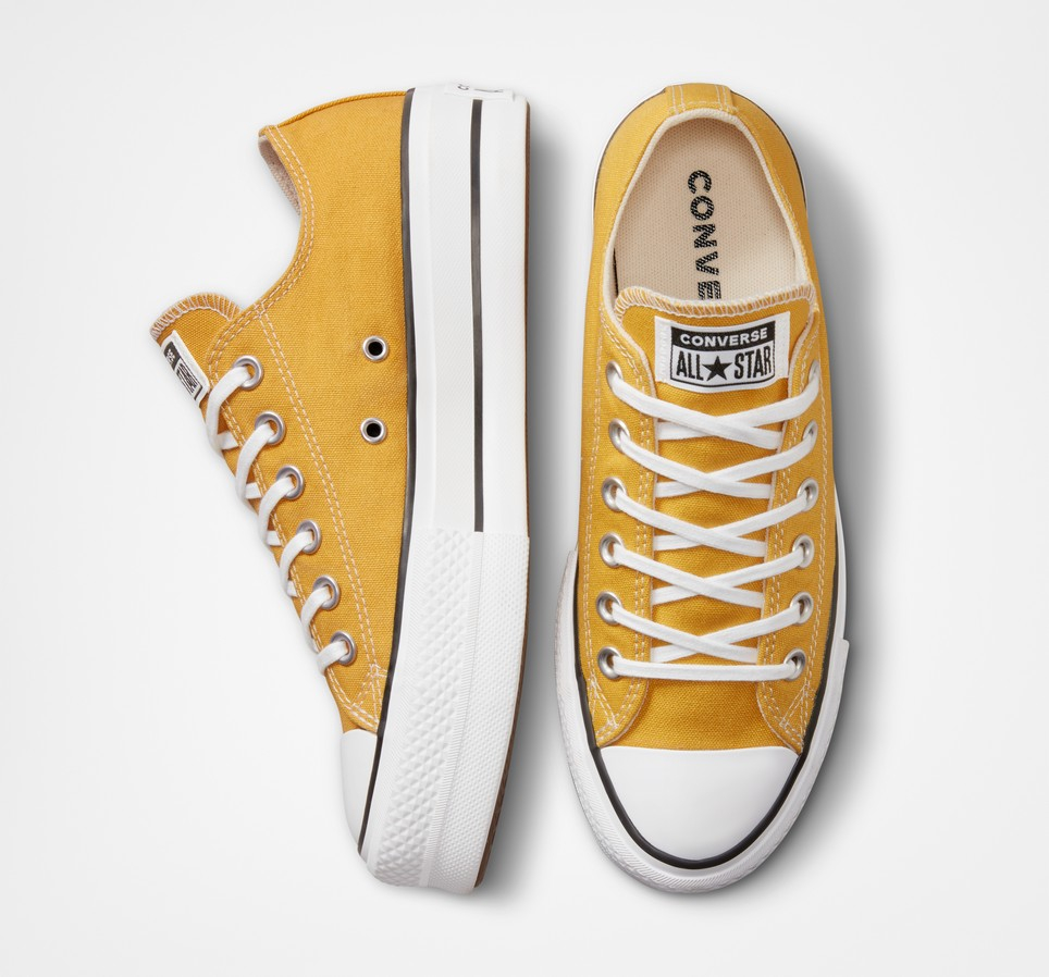 Chuck Taylor All Star Lift Platform Seasonal Color