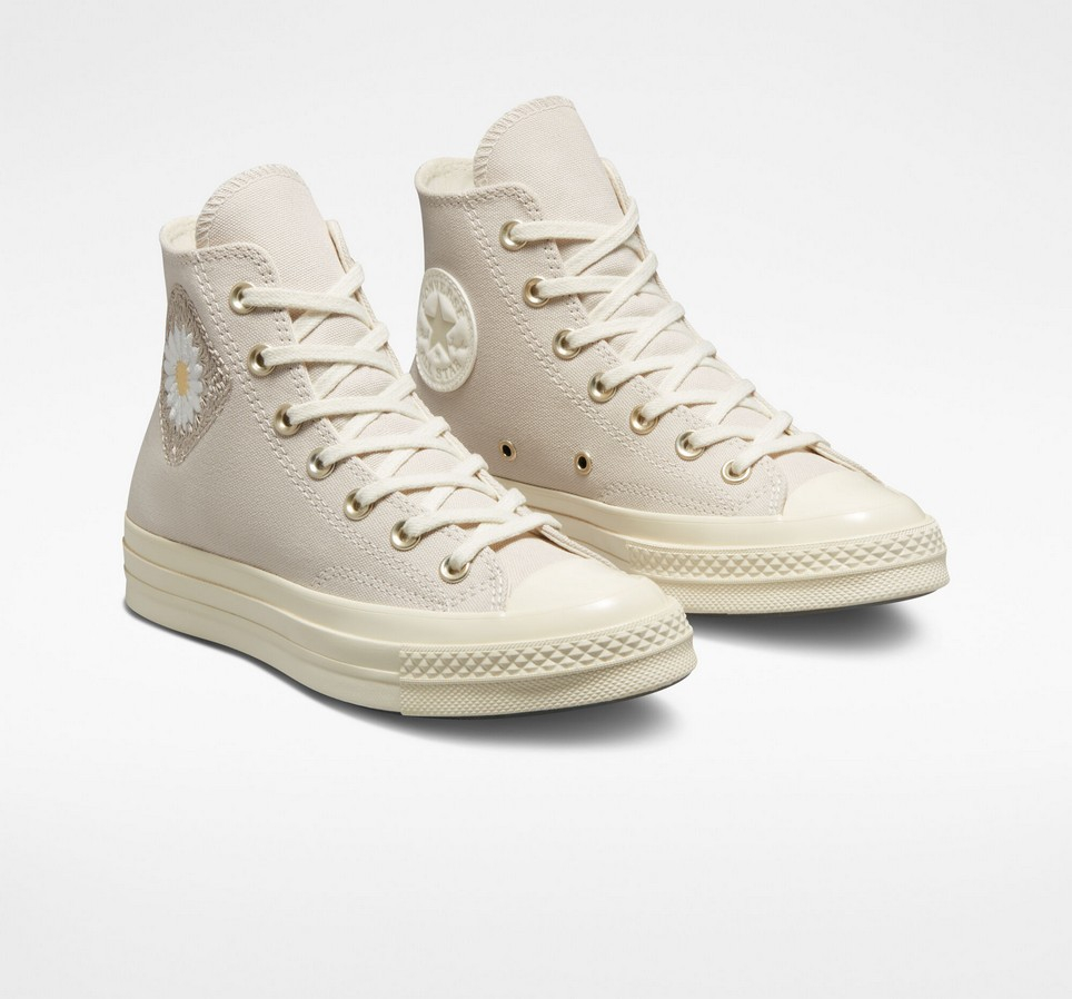 Chuck 70 Festival Florals