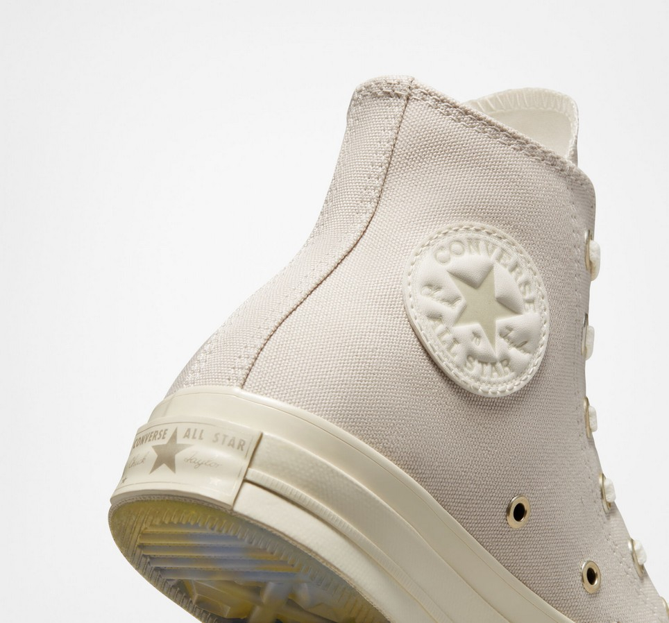 Chuck 70 Festival Florals