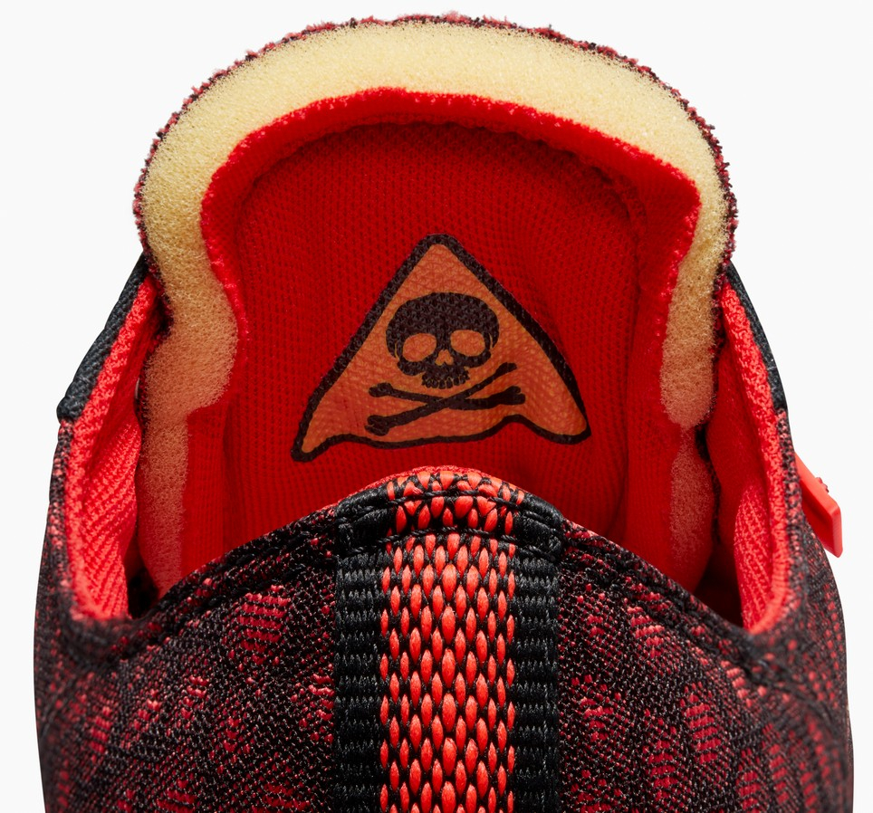 Chuck Taylor Alt Star