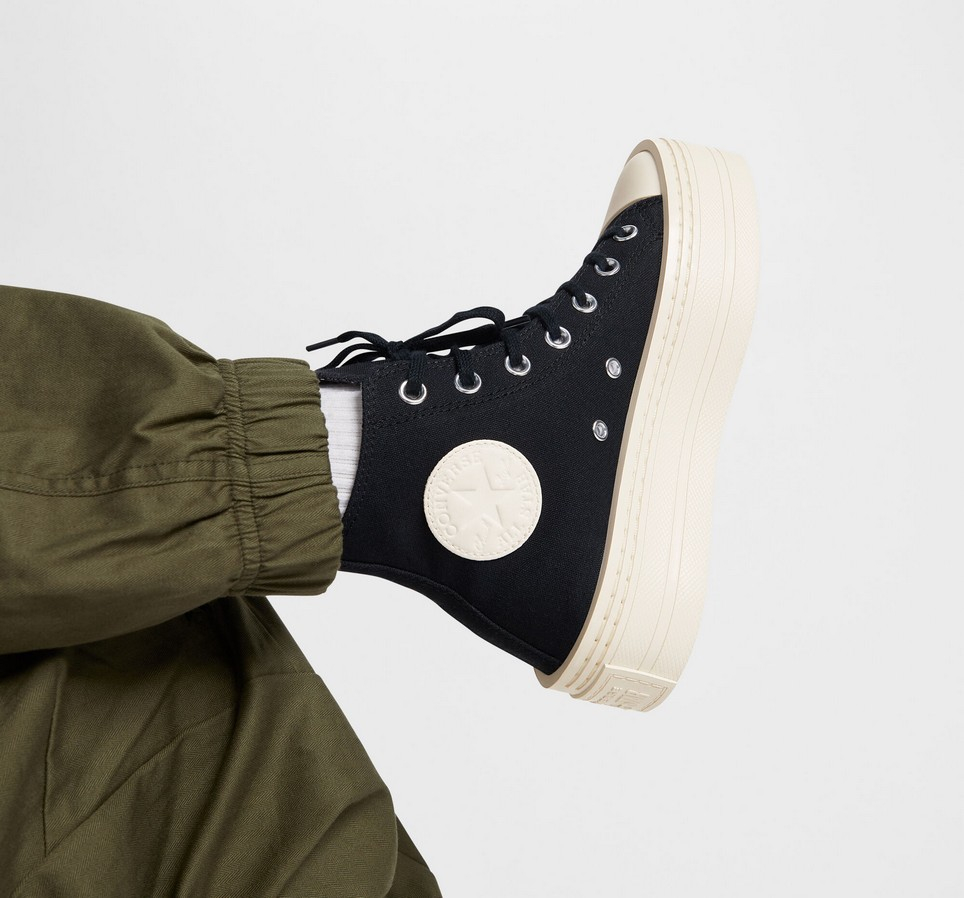 Chuck Taylor All Star Modern Lift Platform Canvas
