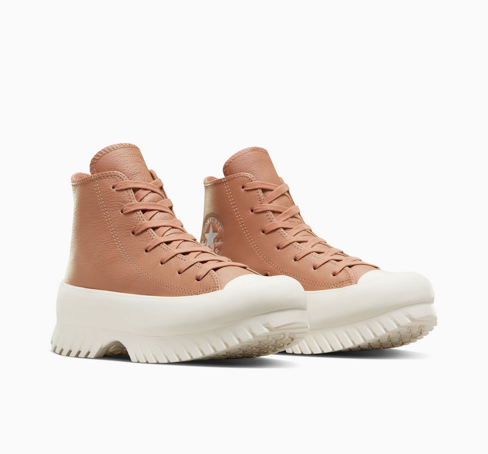 Chuck Taylor All Star Lugged 2.0 Leather