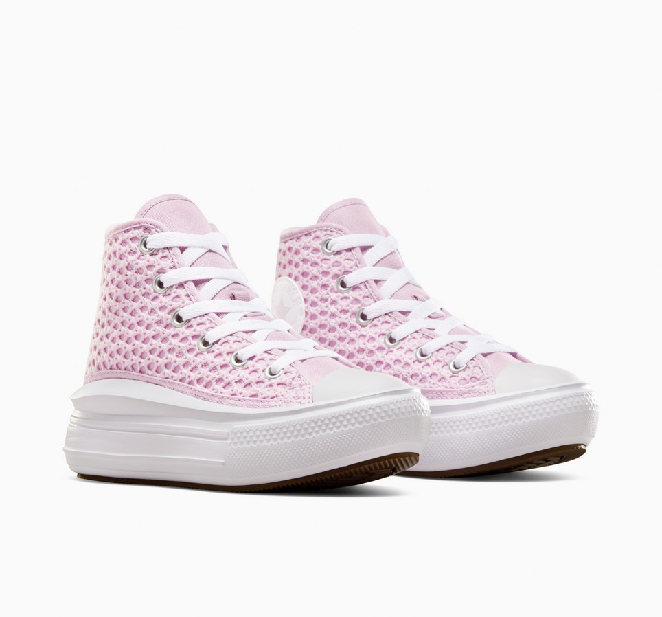 Chuck Taylor All Star Move