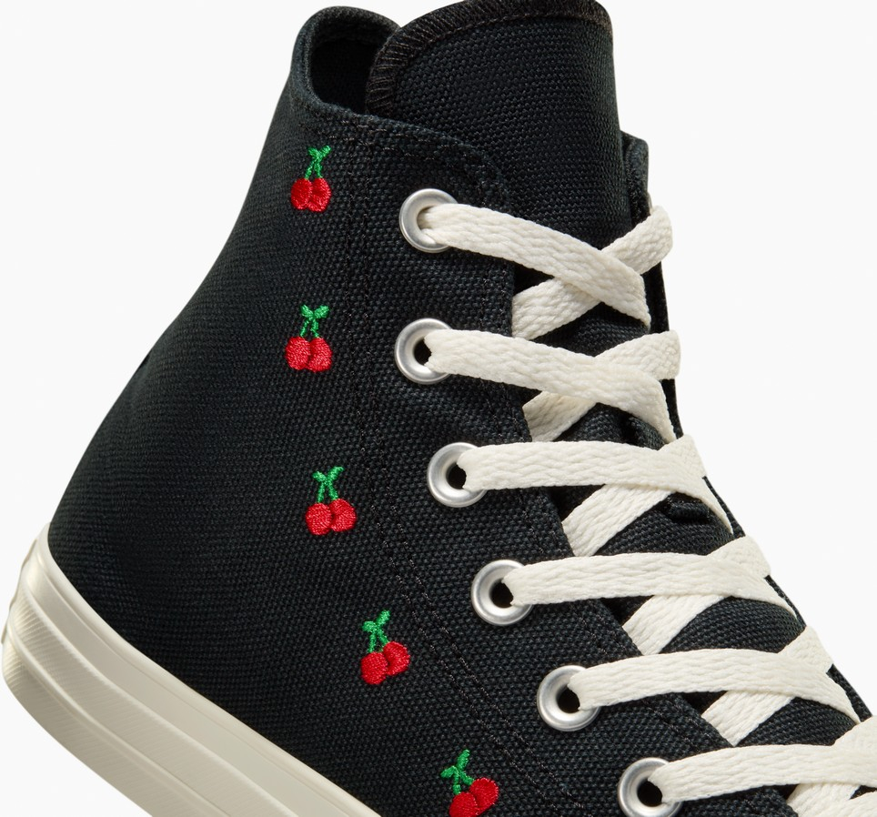 Chuck Taylor All Star