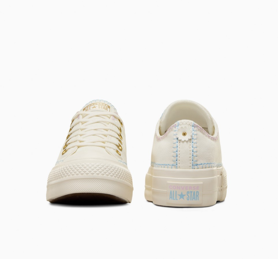 Chuck Taylor All Star Lift Platform Crafted Stitching