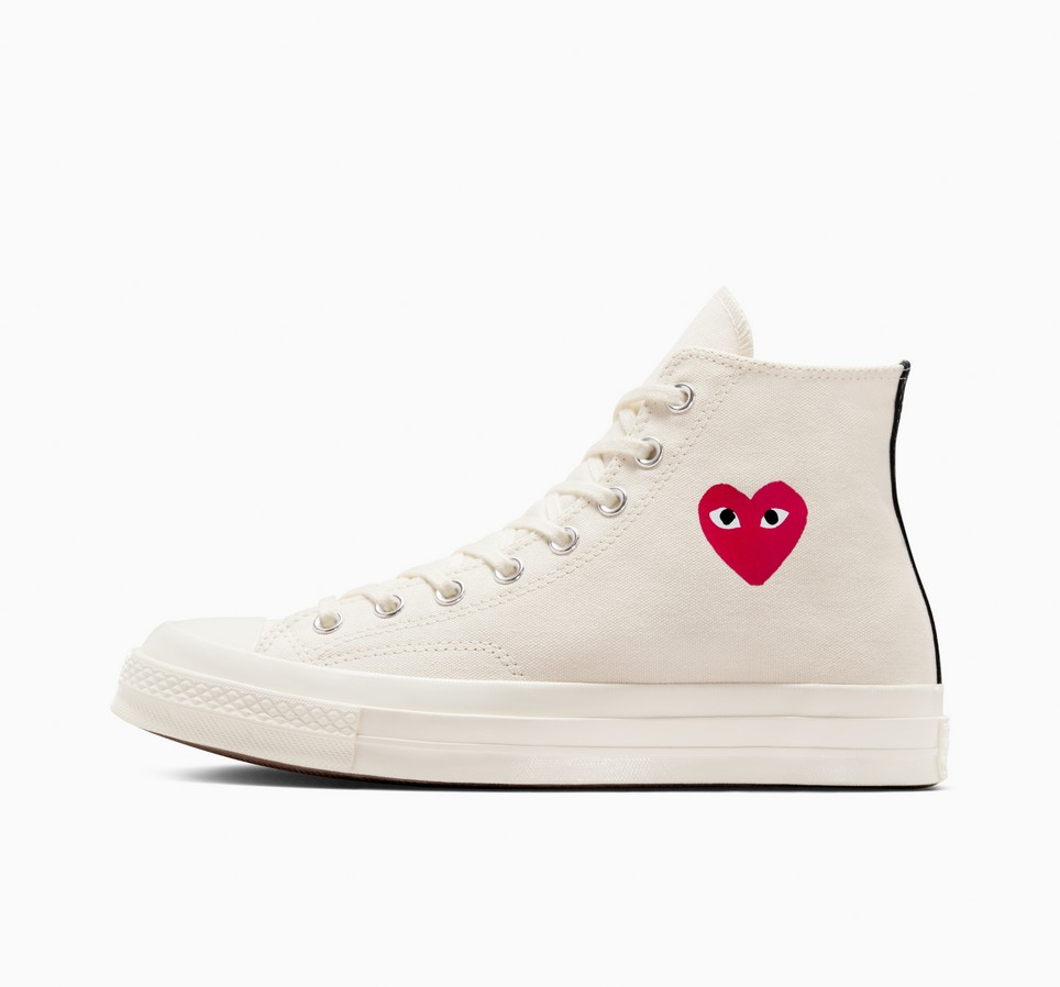 PLAY Comme des Garçons Single Heart Chuck 70