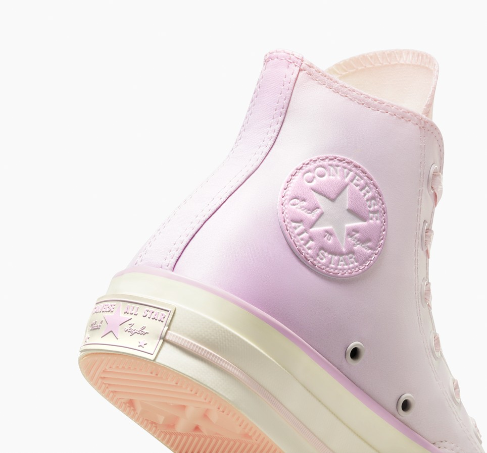 Chuck 70 Cherry Blossom