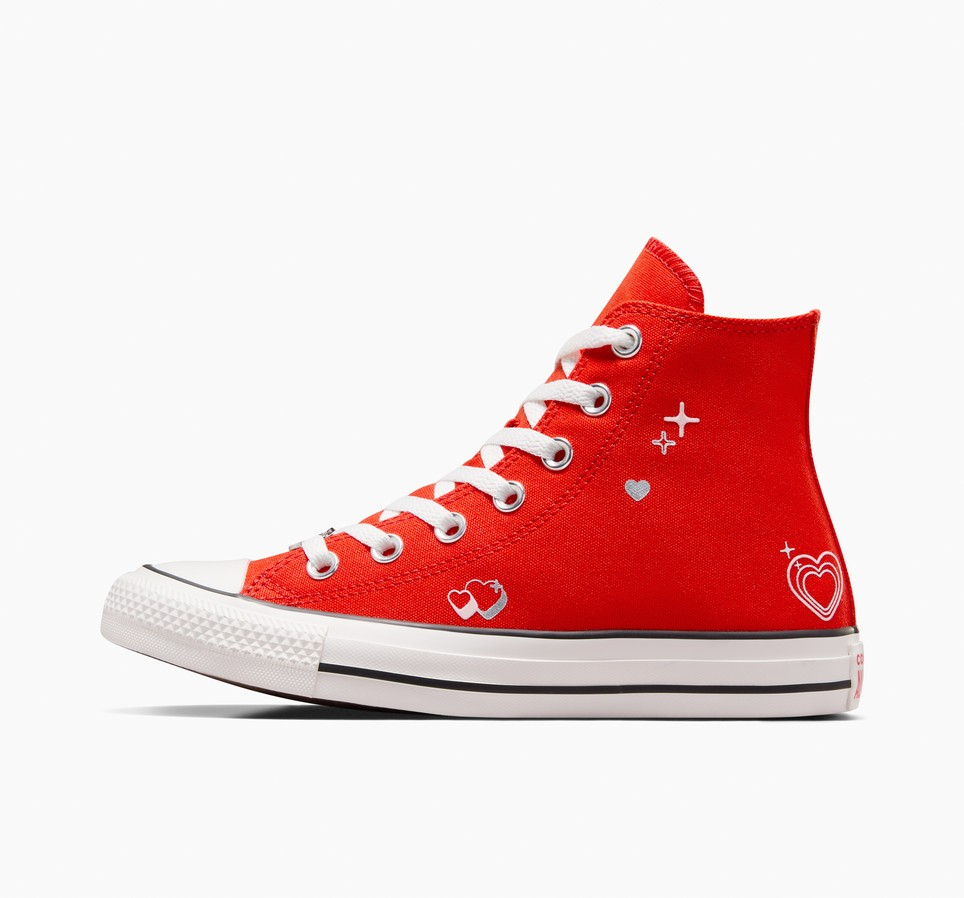 Chuck Taylor All Star Y2K Heart