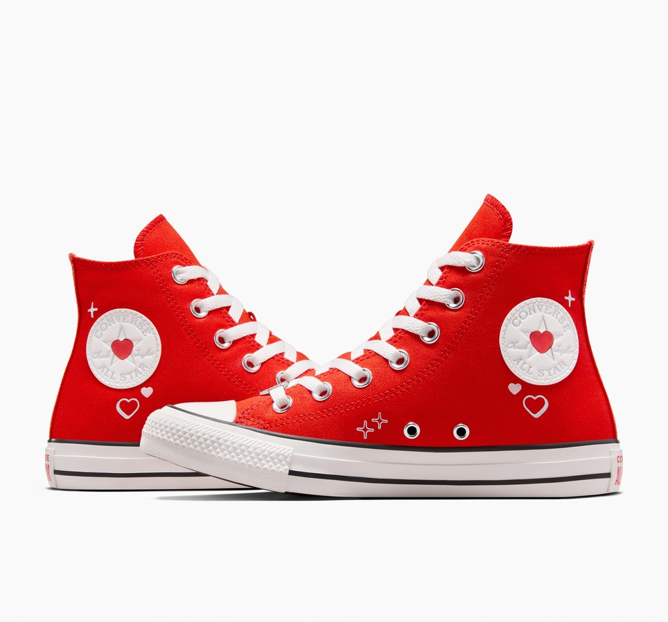 Chuck Taylor All Star Y2K Heart