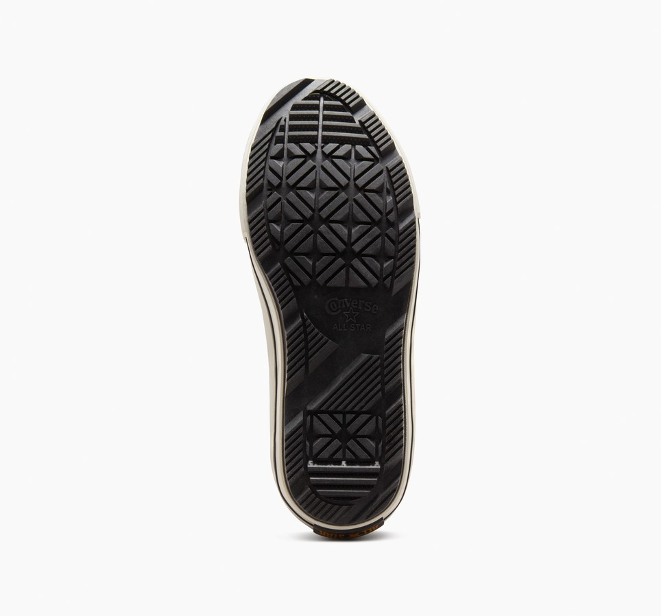 Chuck Taylor All Star Water-Repellent Malden Street Easy-On Boot