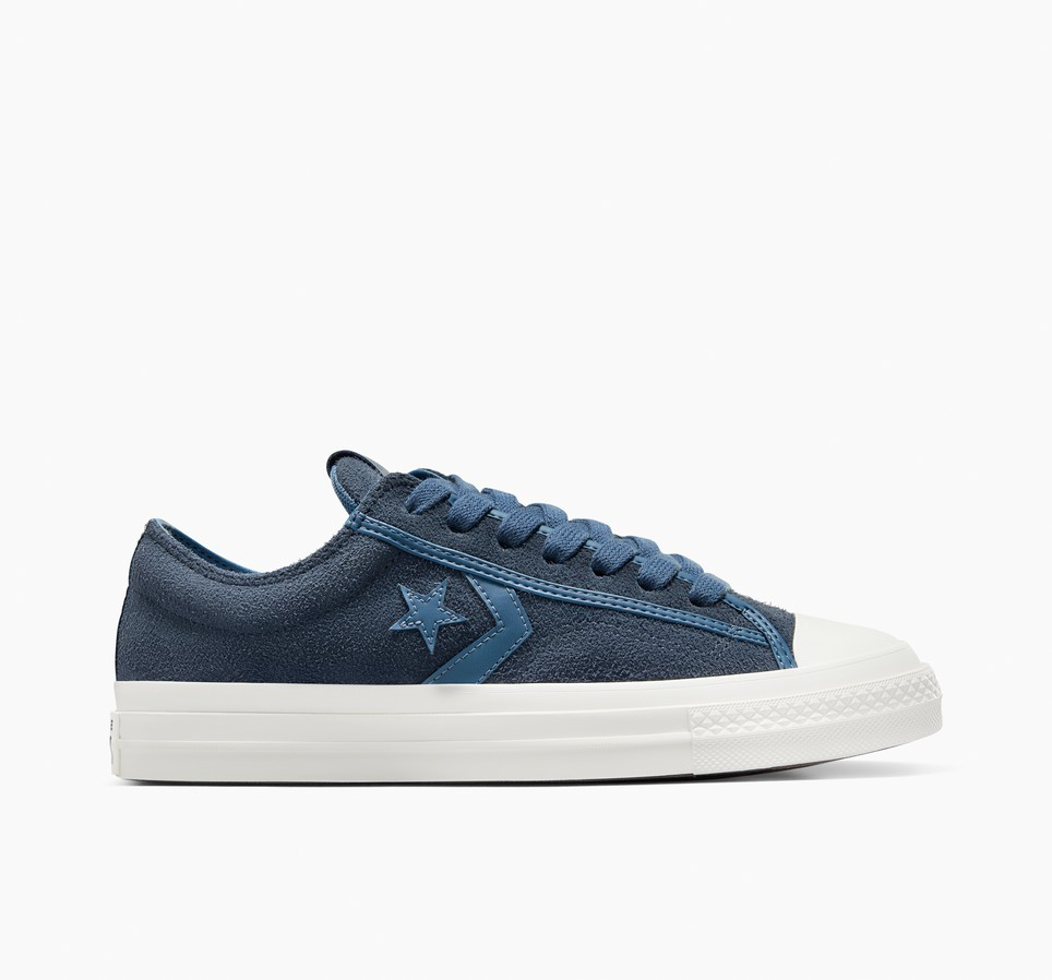 Star Player 76 Suede