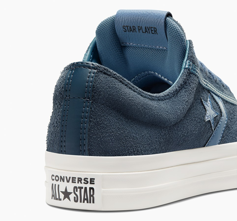 Star Player 76 Suede