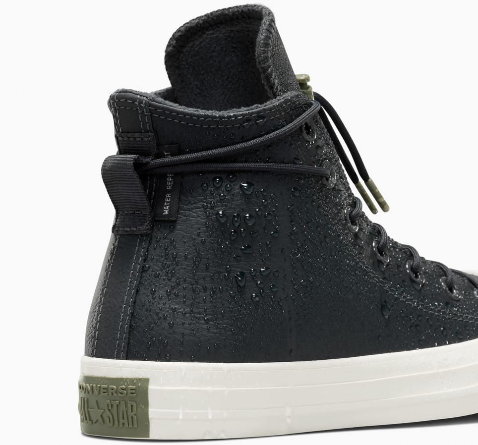 Chuck Taylor All Star Weatherized Leather