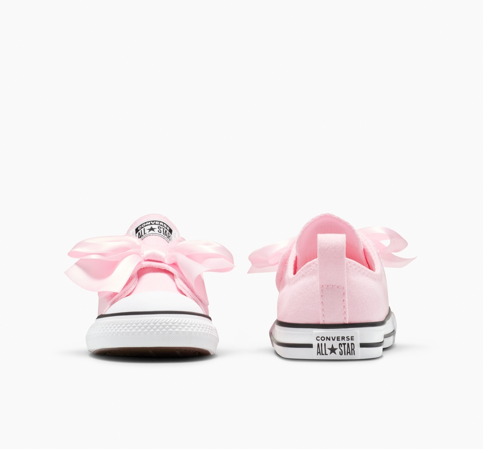 Chuck Taylor All Star Bows Easy On