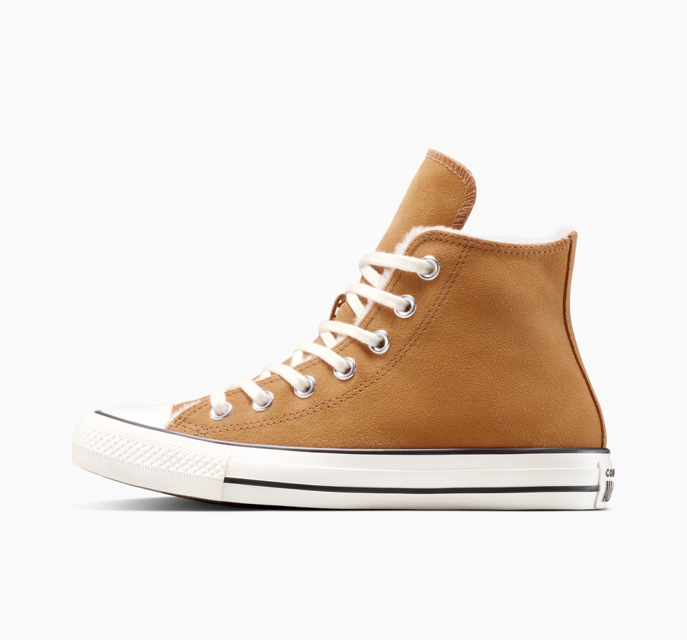 Chuck Taylor All Star Cozy Suede