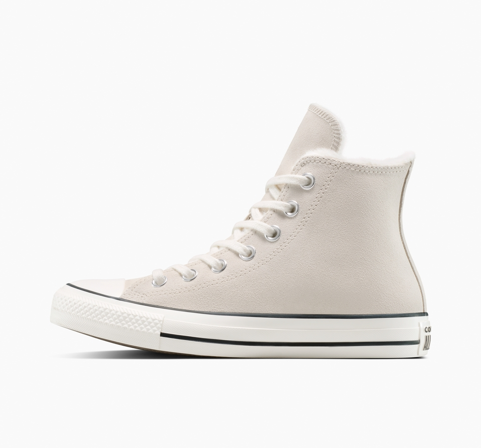 Chuck Taylor All Star Cozy Suede