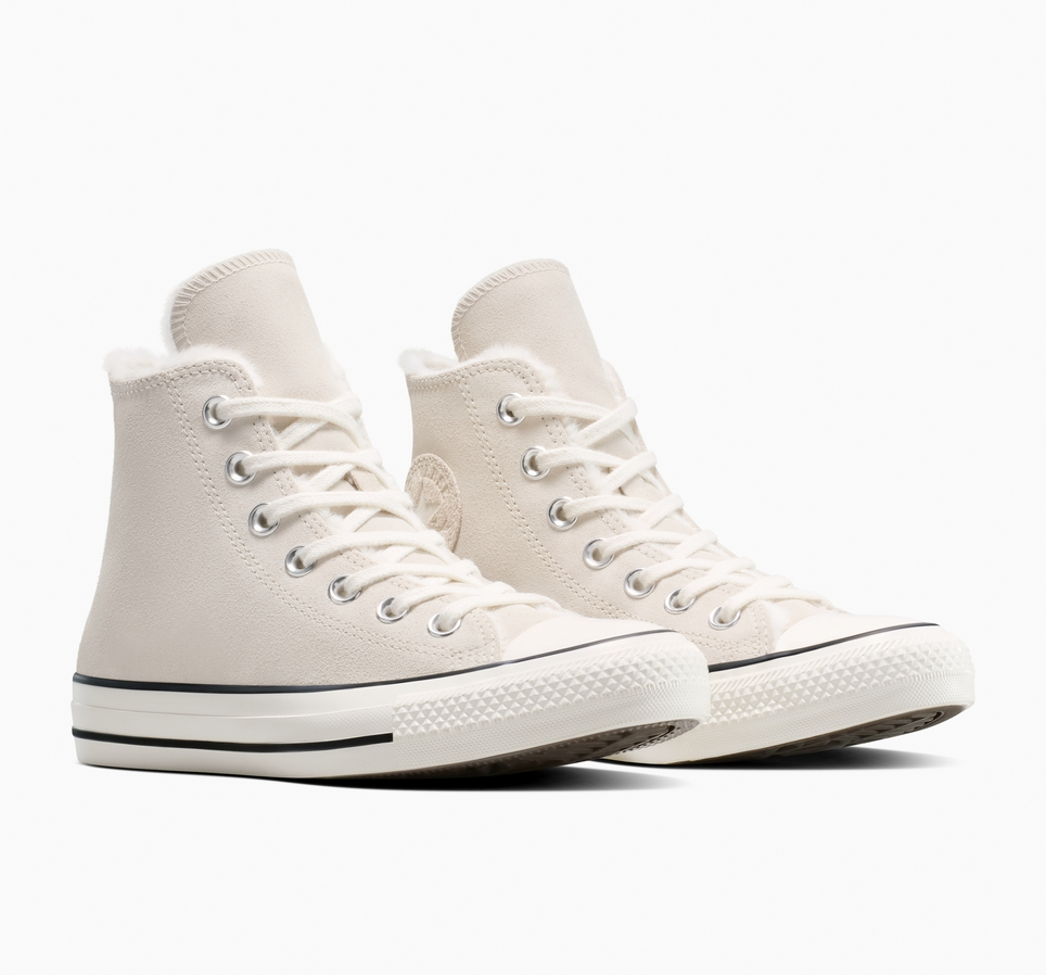 Chuck Taylor All Star Cozy Suede