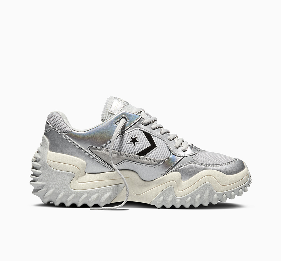Converse Wave Motion Trainer