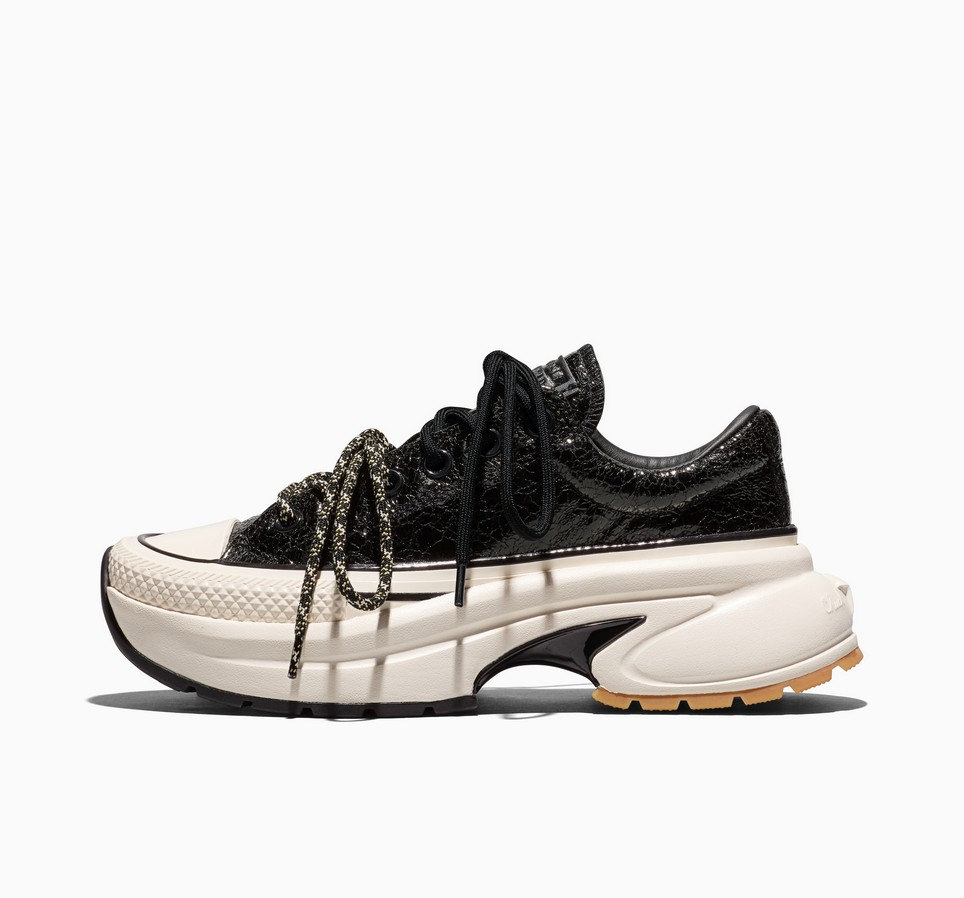 Run Star Crush Distressed Patent