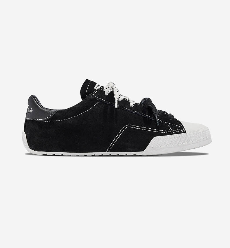 Chuck Taylor Lo Black Front